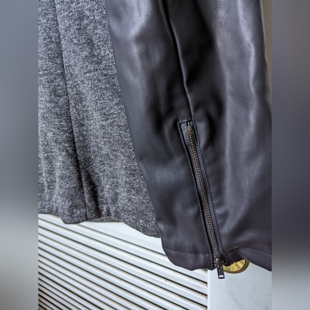 Fabletics Jacket Size Small, Gray And Black - image 7